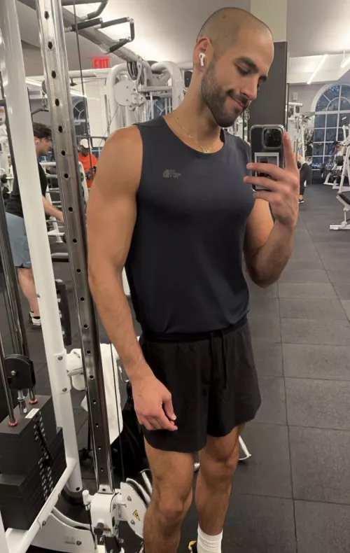 felt cute at the gym today