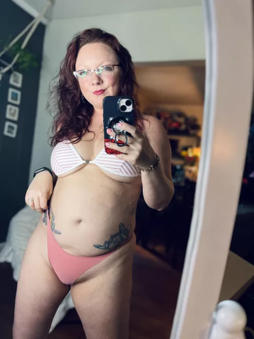 glasses and camel toe