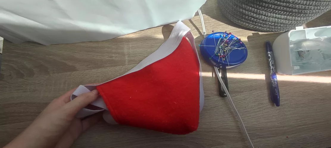 I am looking for people to order custom jockstraps, do not hesitate to come in private for information 😌