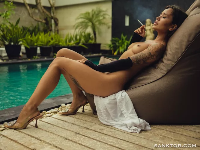 Katerinka Gee by Sanktor