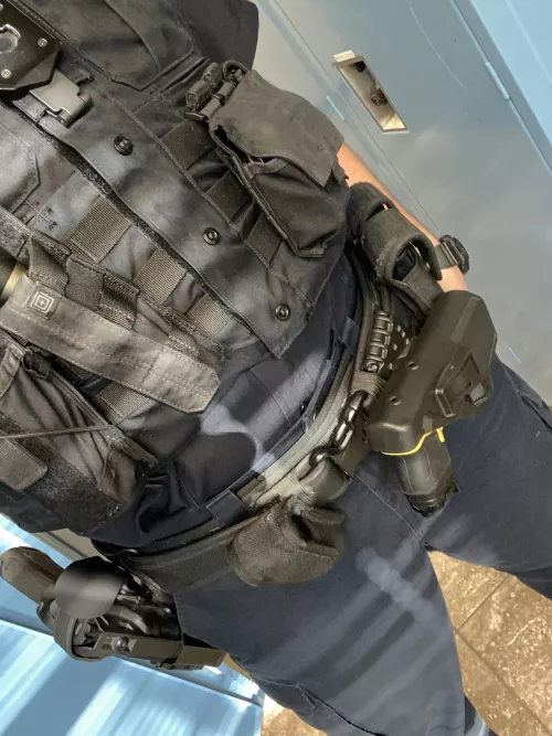 Loooong week ahead come say hi