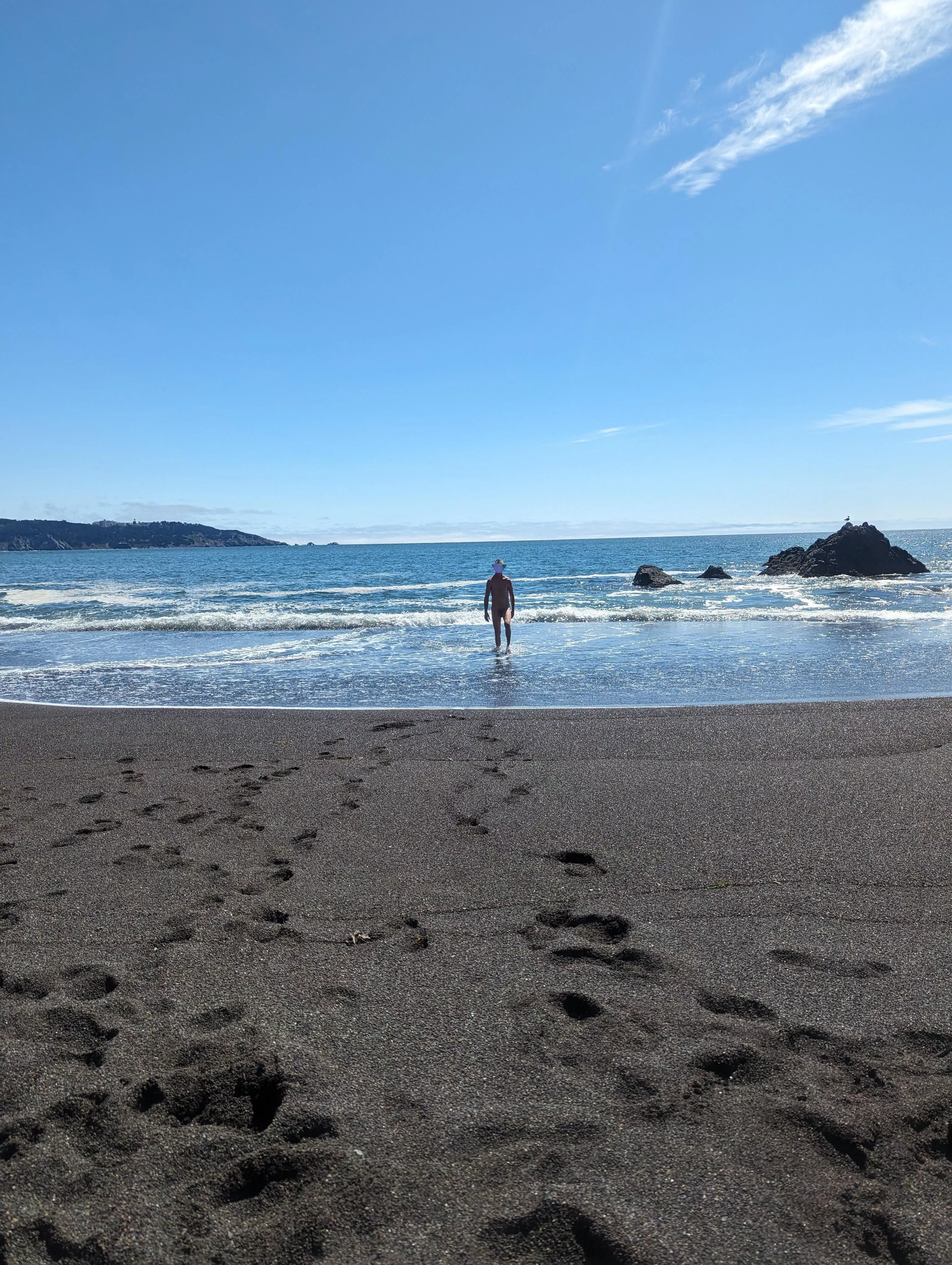 Sun is shining, weather is sweet💚🎶