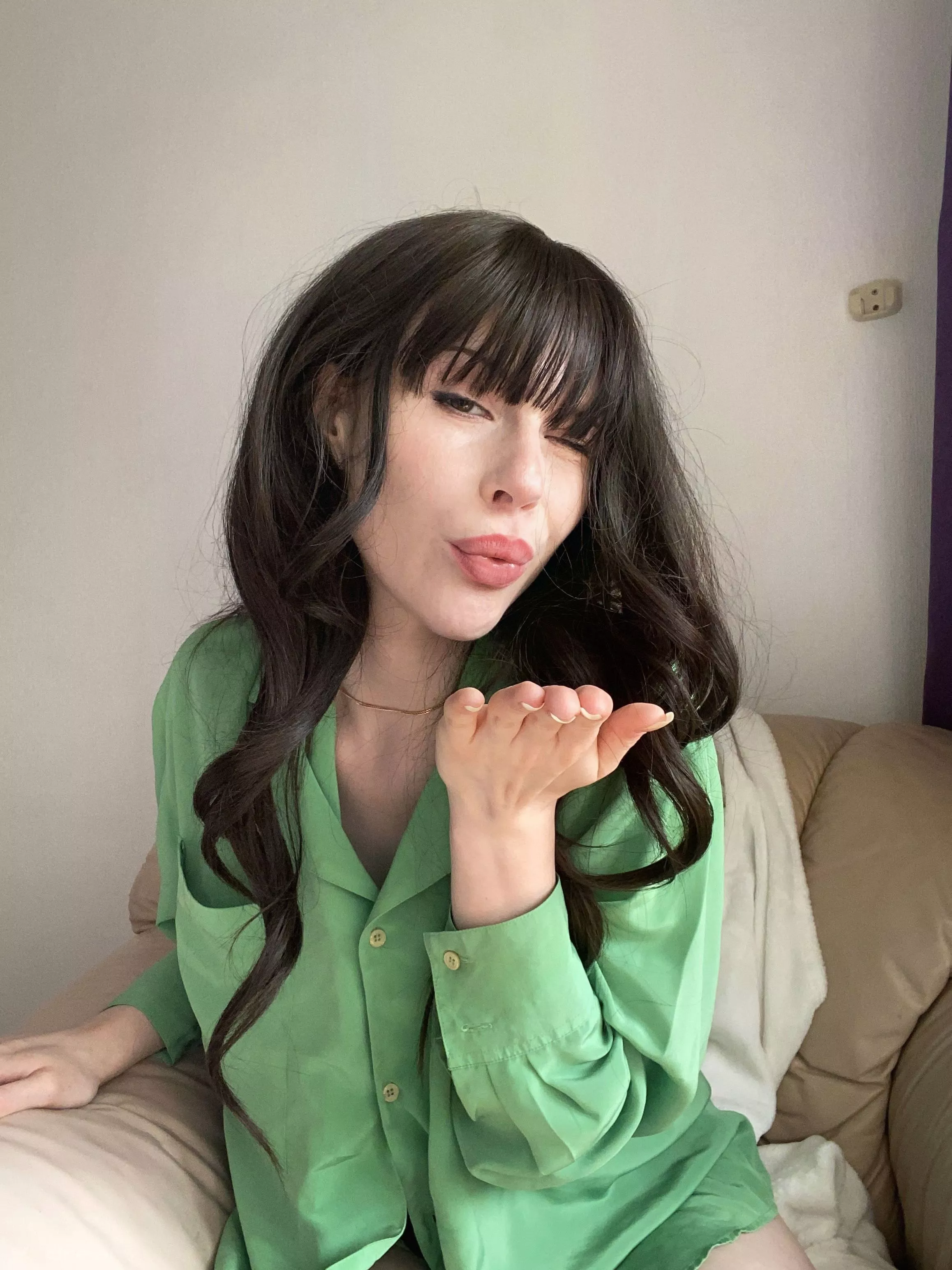 The perfect space to place your face