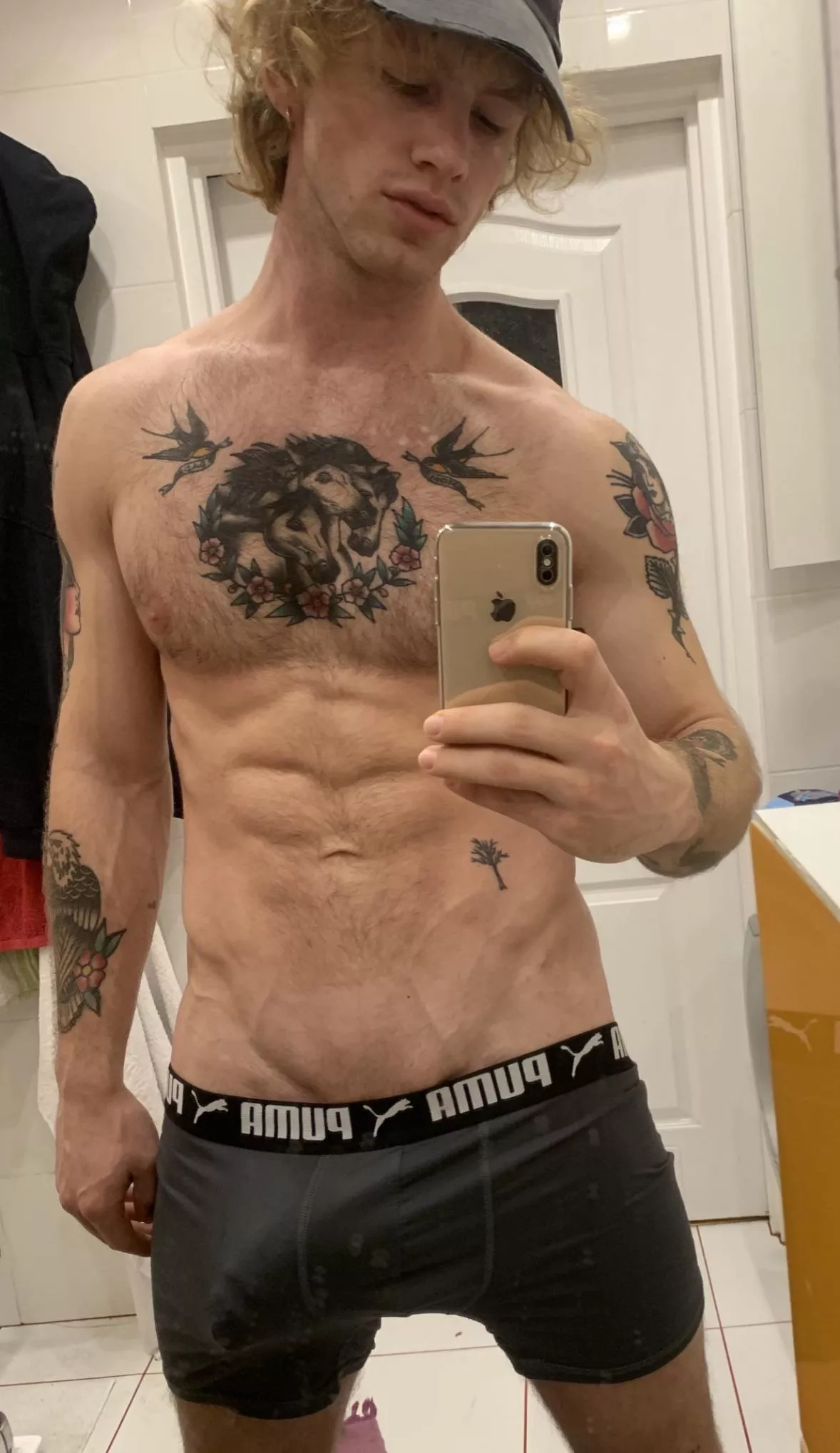 U see me like that in my dorm…would u suck me off immediately?