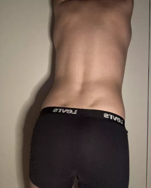 wanna take them off, its sooo hot🔥