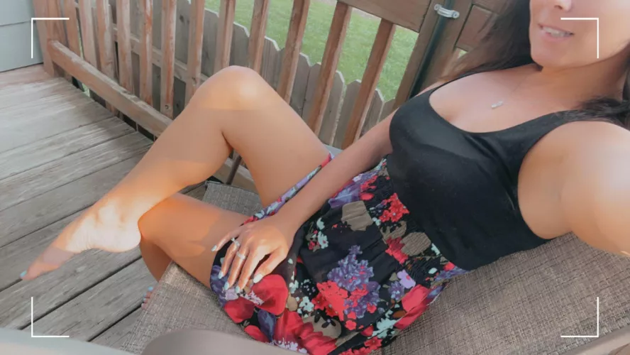 I DON’T PRETEND TO BE AN ORDINARY HOUSEWIFE