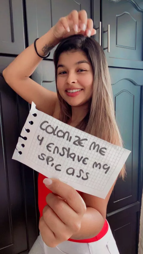 Im a race traitor latina who would enjoy serving White Colonizers