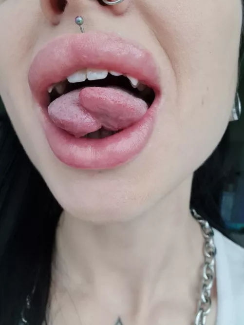 just showing off my double tongue