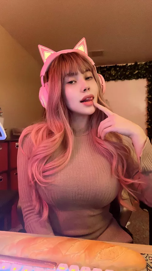 rest ur head on my pillows [oc]