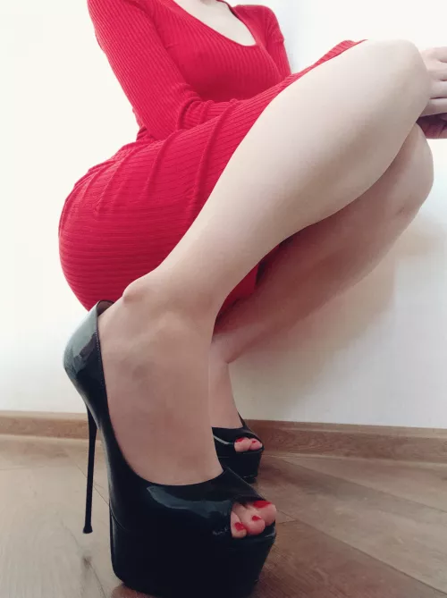 tiny heels