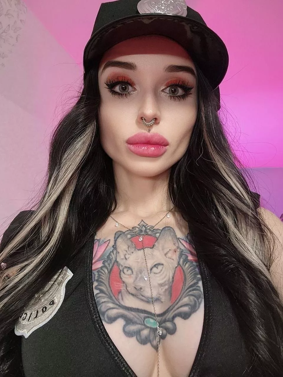 you were visited by bimbo police😎