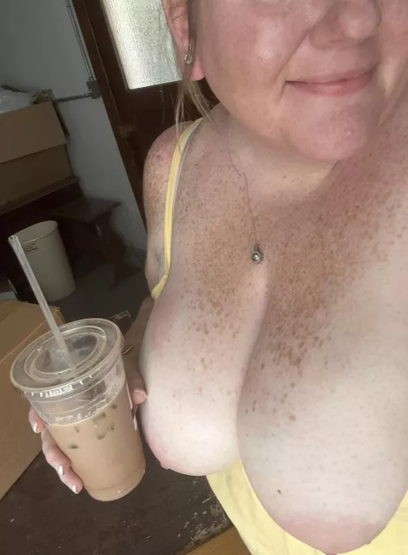 Coffee and boobs: an iconic duo (f)