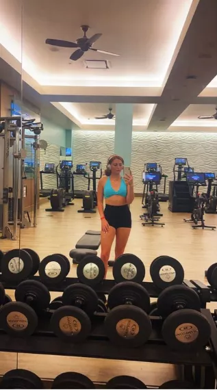 Cute redhead a the gym