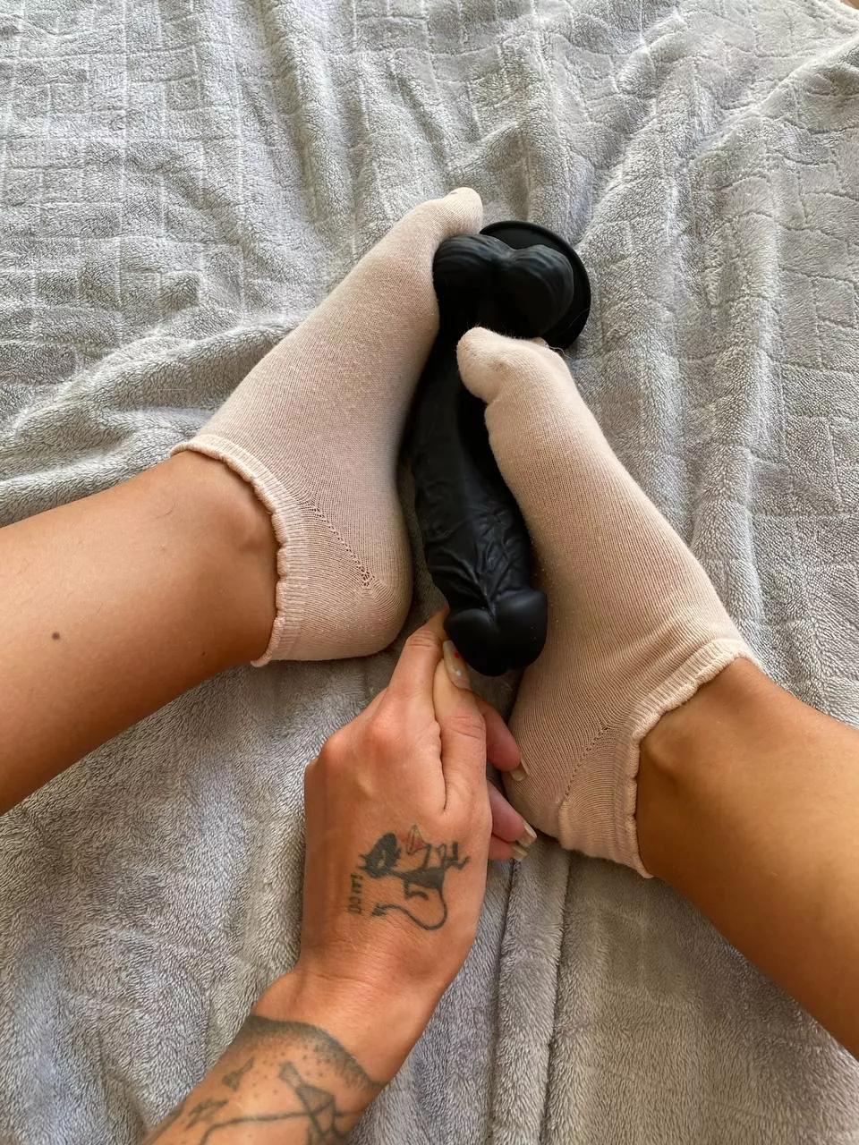 Footjob in socks is very nice😈 [F]