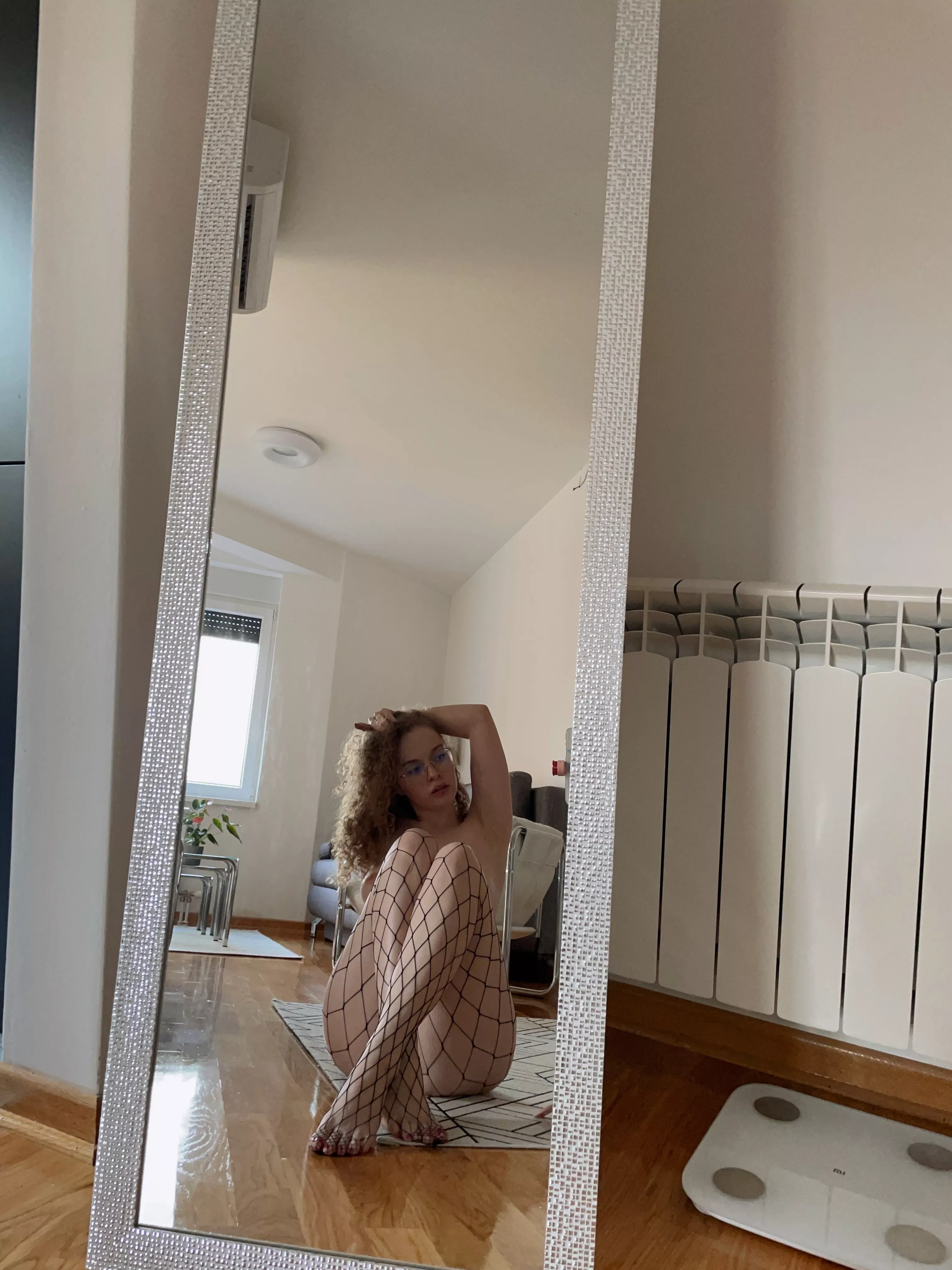 Mirror, tell me who is the most beautiful in the world and sweetest