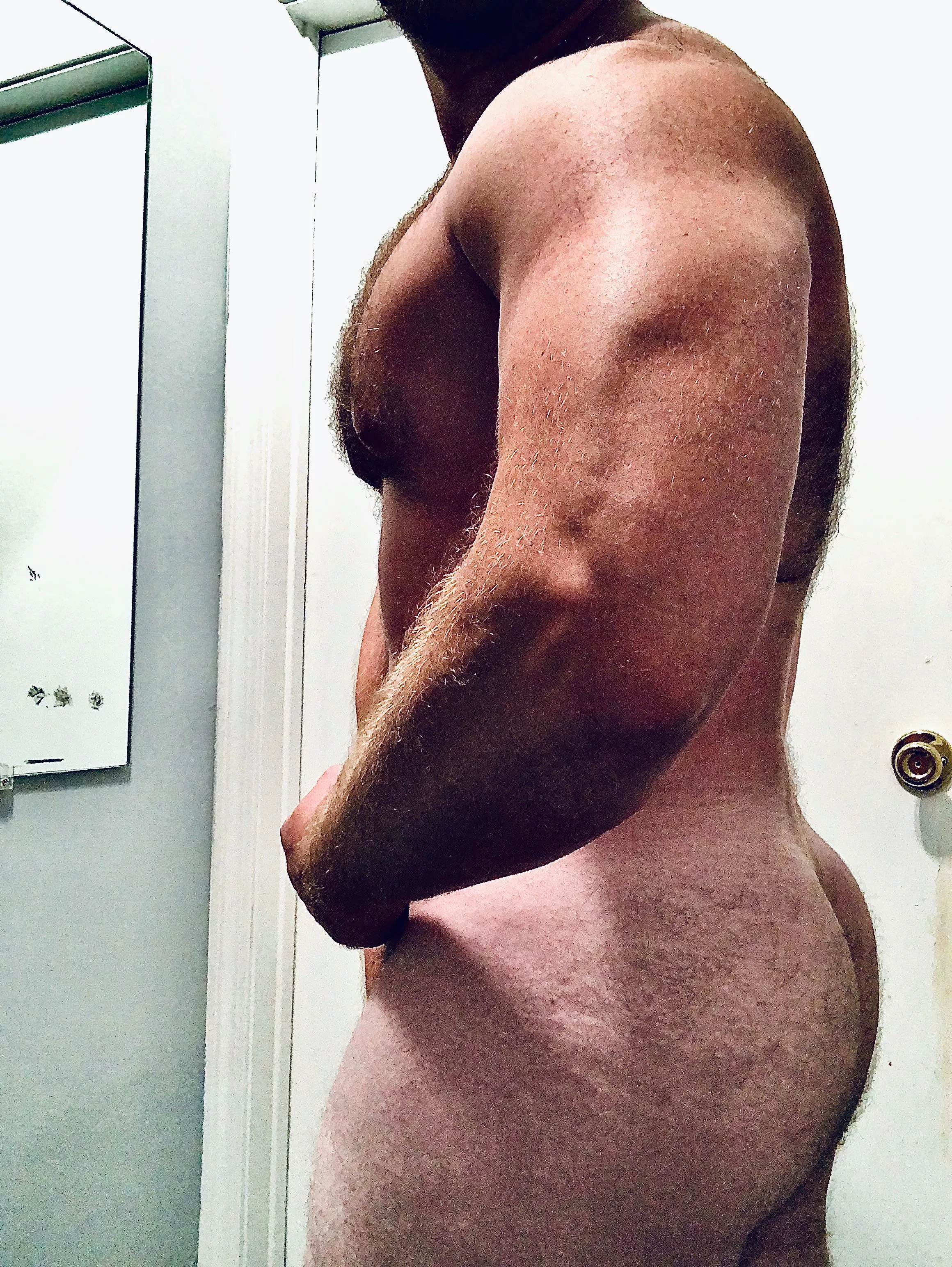 summer heat got me chllin naked