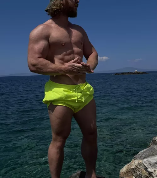 Who wants to come for a swim with me?