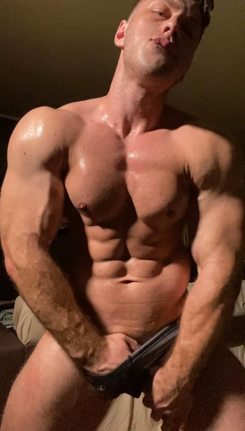 [25] who wanna have that package?