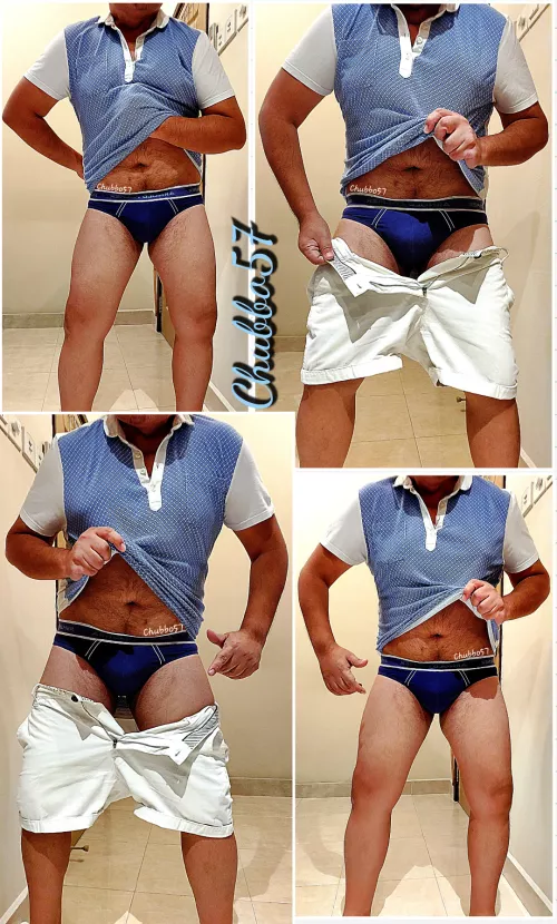 Attended my niece's concert at her preschool last weekend. Caught the eye of some of the daddies there. Here's what they didn't see.📒🎓🤓📝🤔