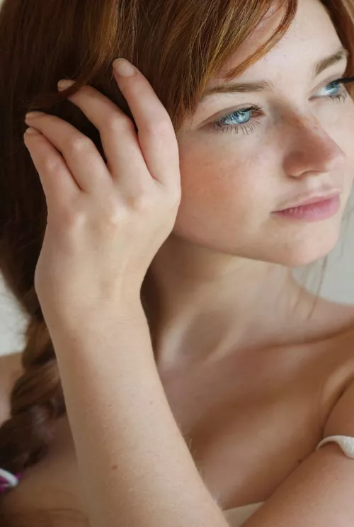 Every pretty girl I've been blown away by in the two years I've been on Reddit.