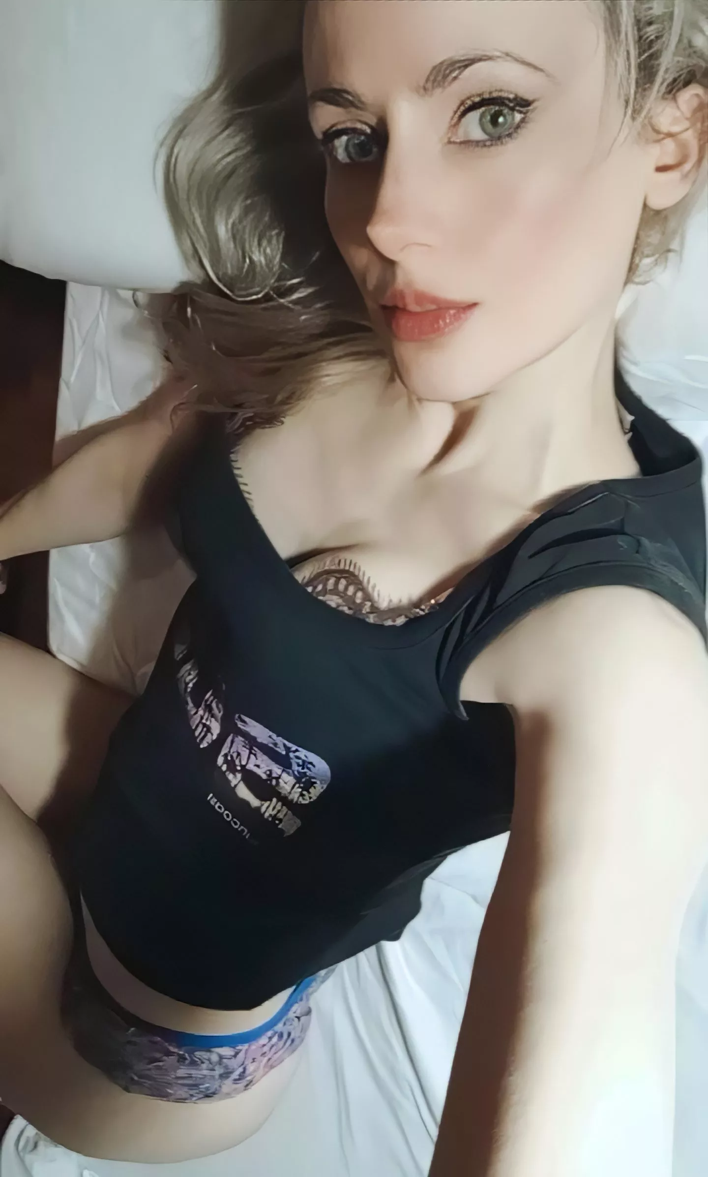 Hello💁🏼‍♀️