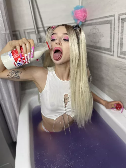 Is it bad that I'm the hottest slut at my universiy?