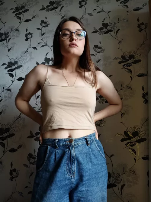 It's a nice crop top for a walk