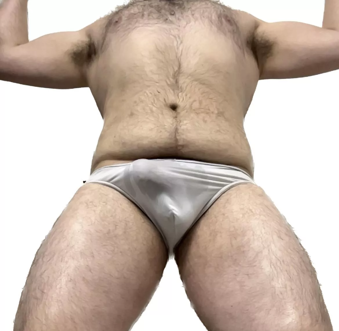 Making sure I’m showing off my pits in this white speedo for you 😜