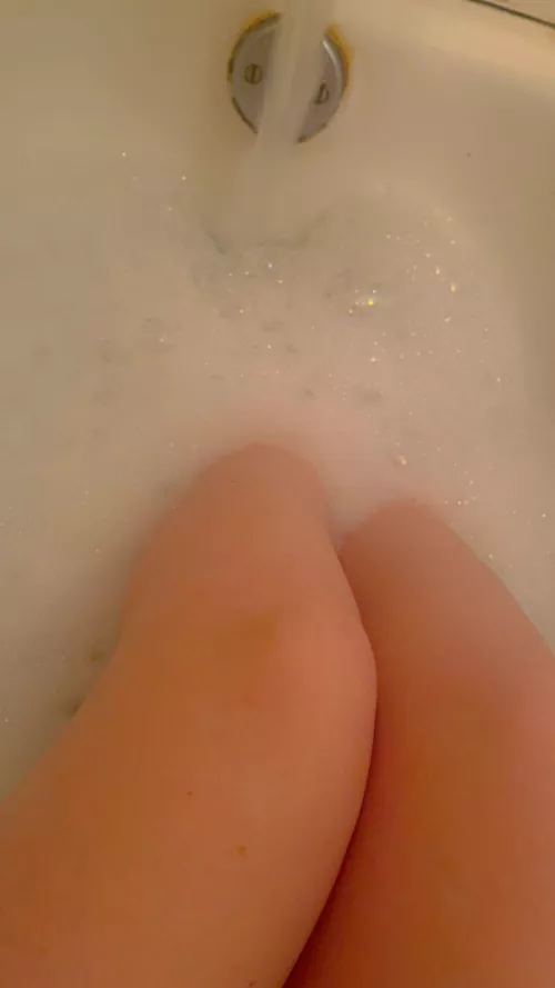 Soaking my beautiful feet in some bubbles