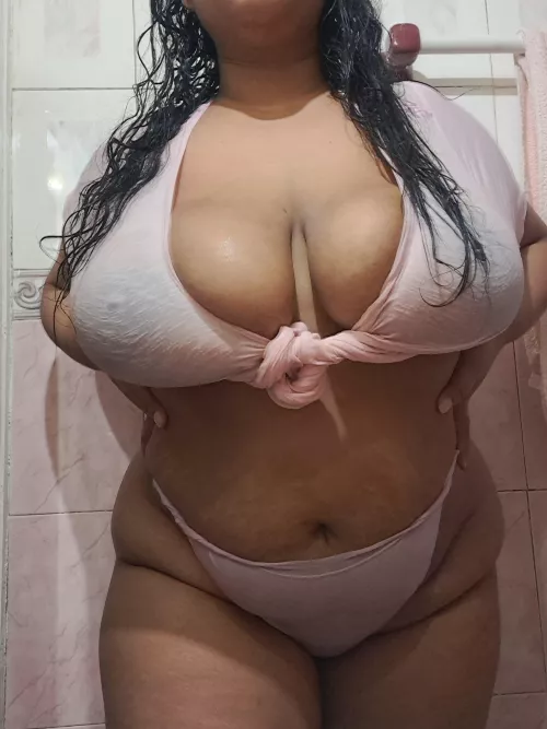 Wanna see all this full naked and dancing for you?