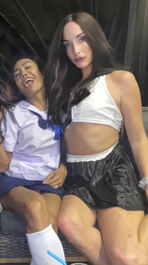 Would you let us fuck you 😈🏳️‍⚧️🇬🇧🍆