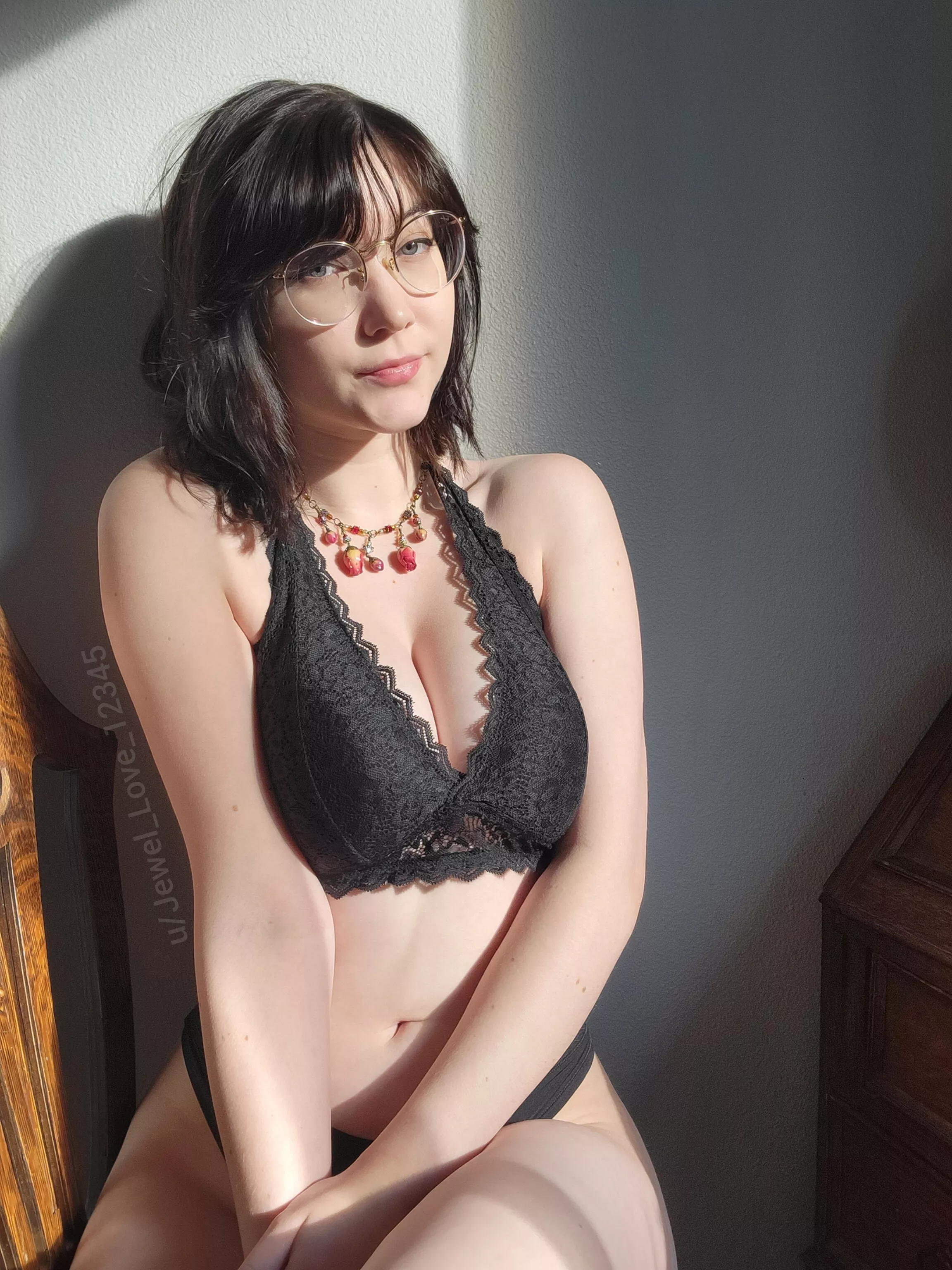 Are wide hips your cup of tea?