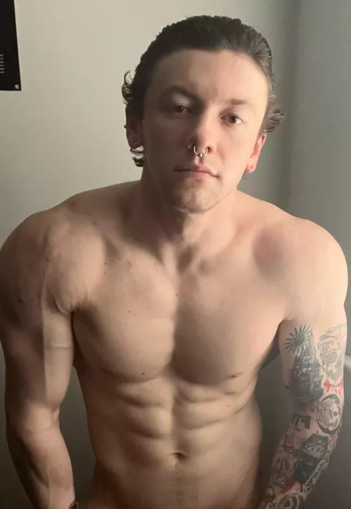 Can someone let me give them head pls 😫