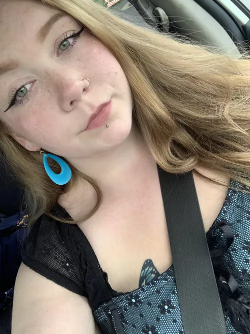 Come over and be blue da bu dee da boo da with me 💙