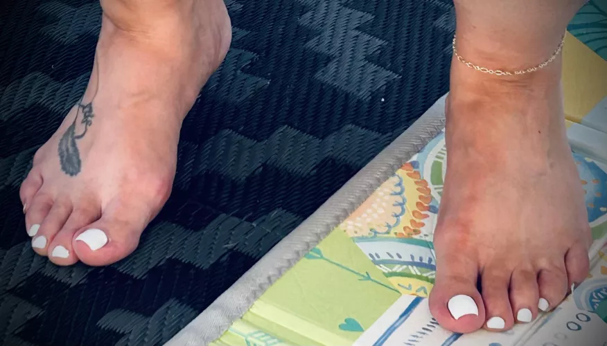 Get down and let me squish you like a bug