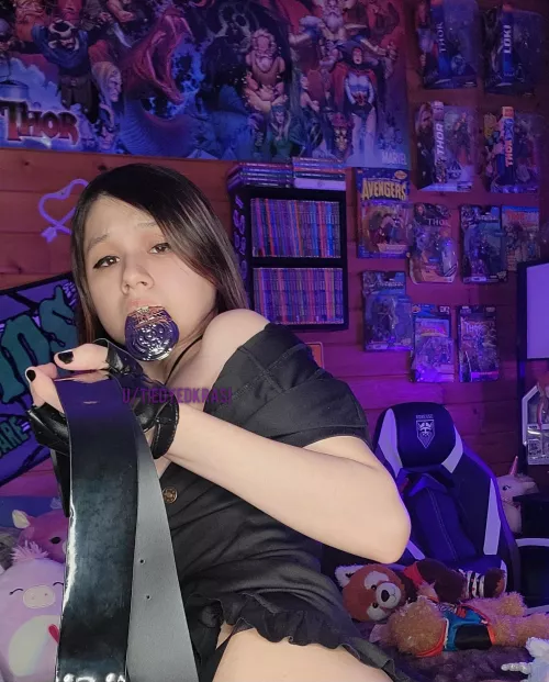 I wager you'd like to get to know a freaky, dorky Asian chick like me