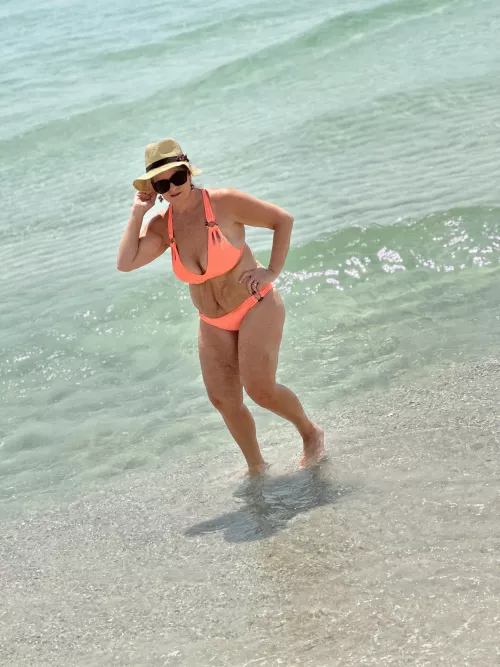 Is orange a good color?