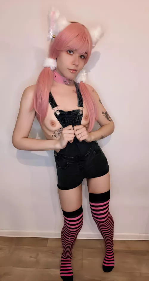 No one is home. Do you want to play with me?