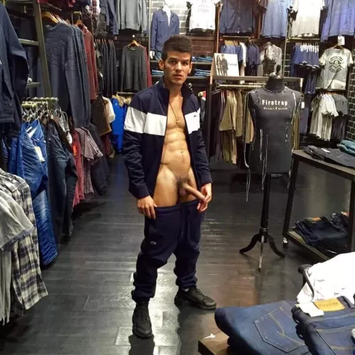 Ready to try on new clothes right here