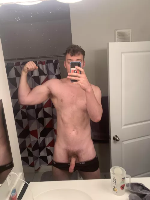 Tall guys can have muscles too right?