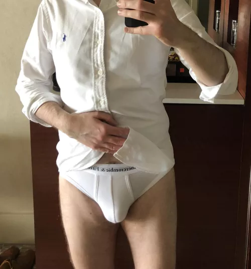 Another weekend, another hotel stay. Travelling for family reasons this time, so sensible white briefs today.