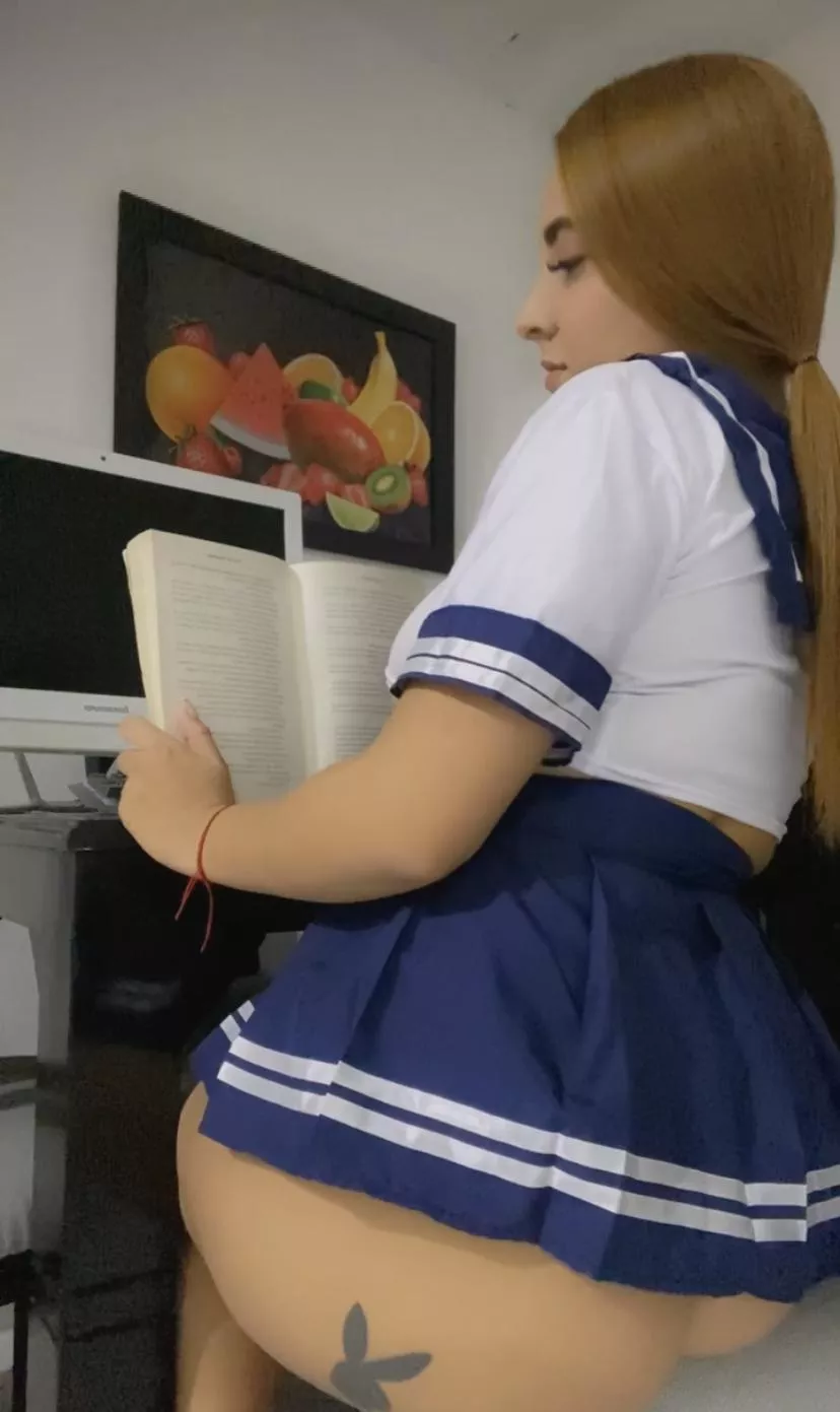 Can anyone help me study?