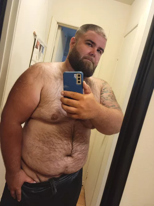 Daddy's home, who wants to play? 😈