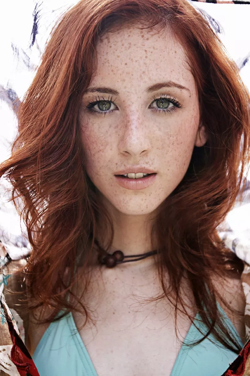 Every pretty girl I've been blown away by in the two years I've been on Reddit.