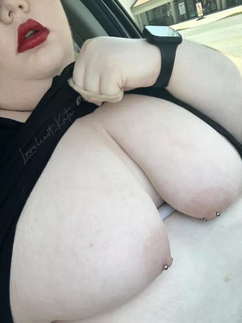 Flashing is even more fun when someone sees you 🤭❤️