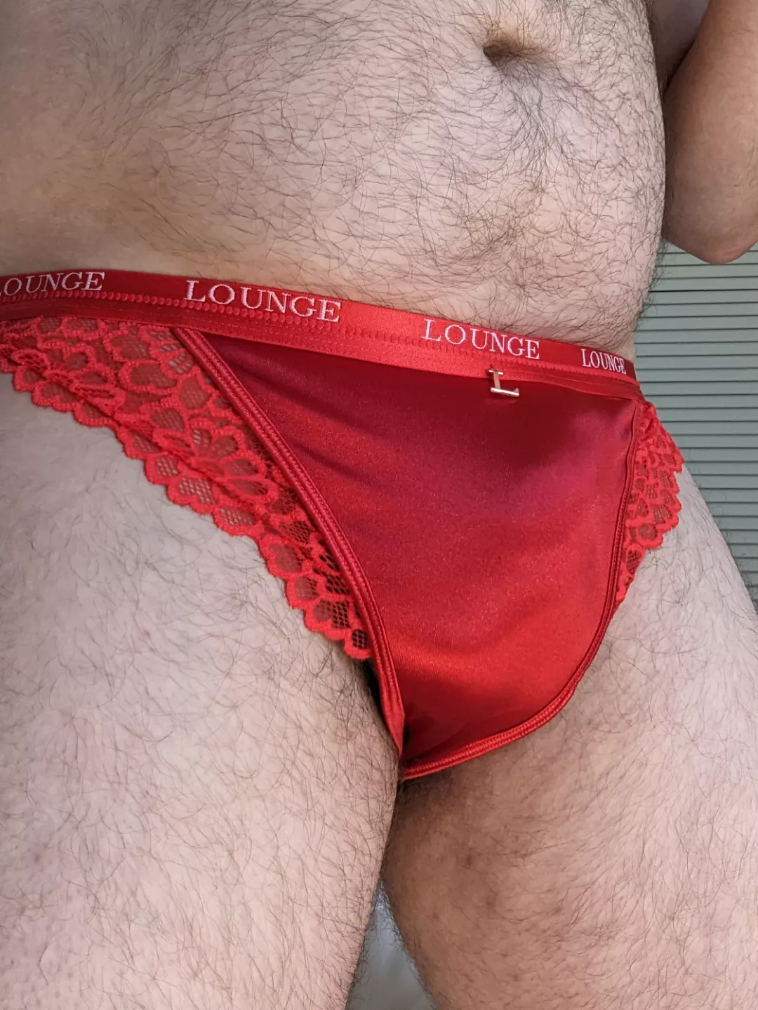 Happy friday. Pants off as always.