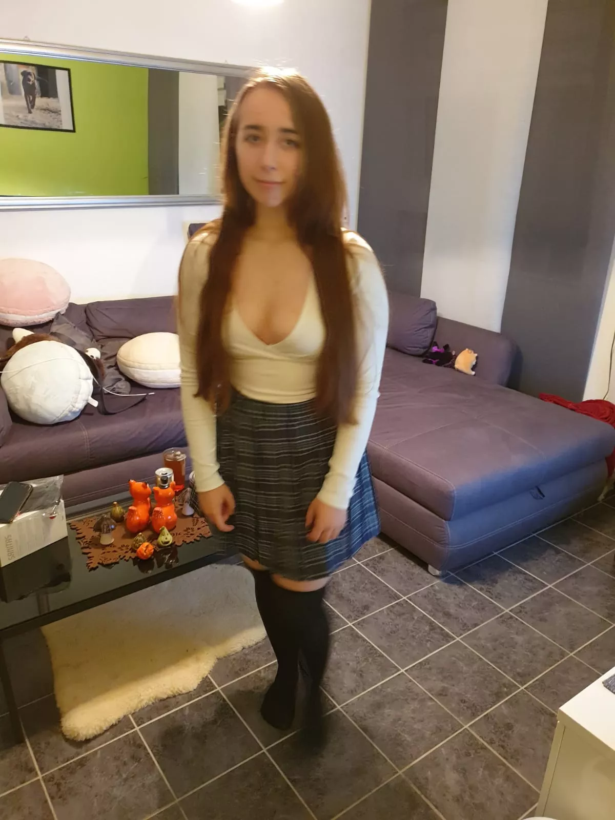 I'm bare under my skirt