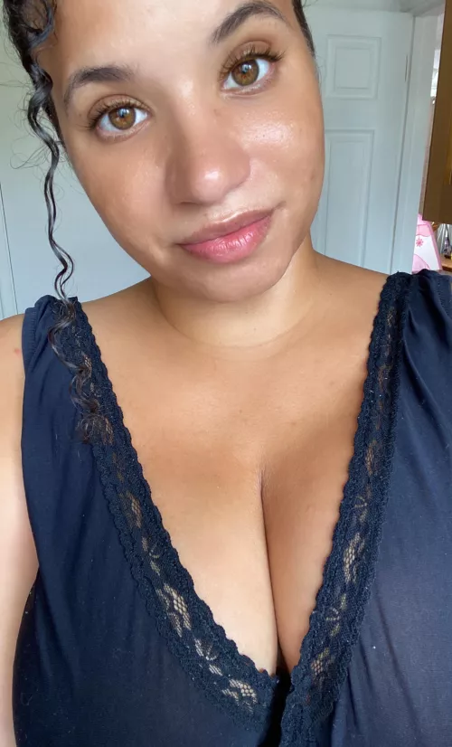 Jamaican x Lebanese x Jordanian x British