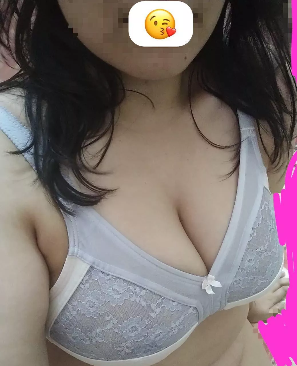 Just [F]elt like showing off while being away from the hubby this weekend ☺️