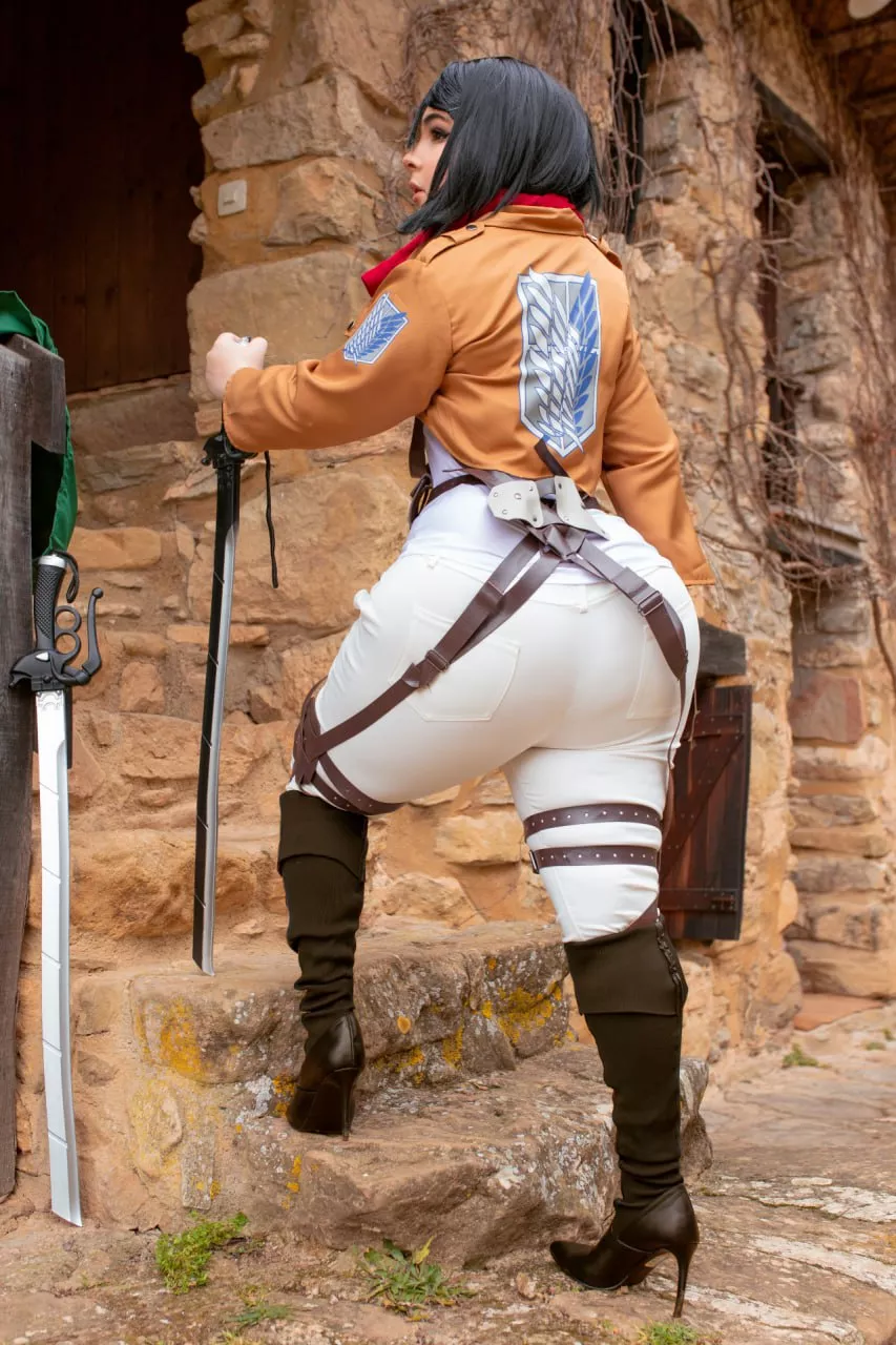 Mikasa Ackerman (Attack on Titan) by Bunnie_wifey